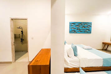 Villa Lois Shower